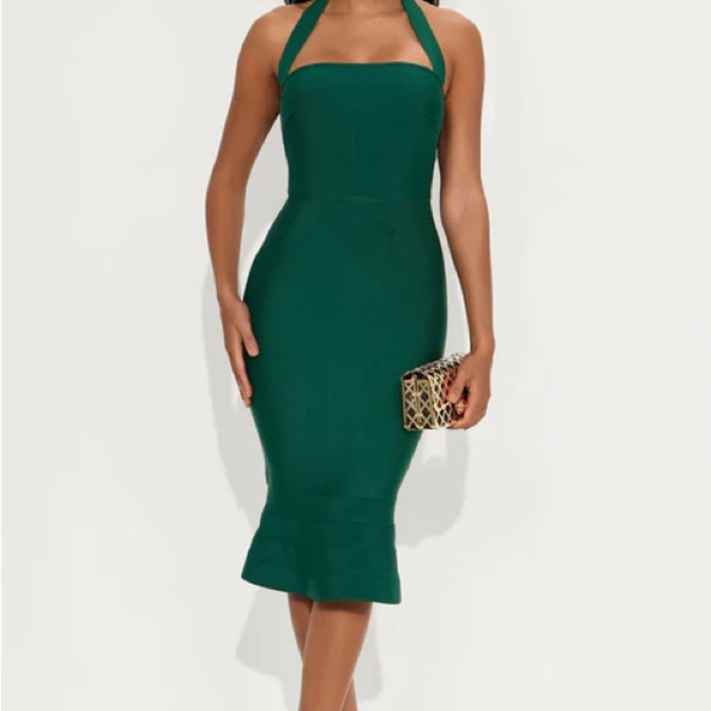 Elegant Green Halter Dress